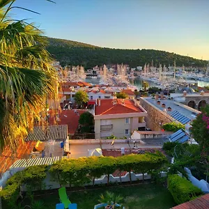 Hotel Yalcin, Çeşme