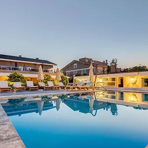 Hotel Kore, Çeşme