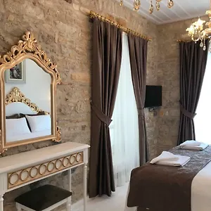 Laledan Hotel